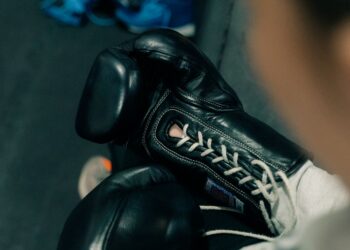 Platforma Fight Out už vybrala v predpredaji takmer 4 milióny dolárov. Pripája sa k nej Savannah Marshall – svetovo uznávaná boxerka