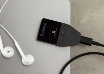 trezor-safe-3
