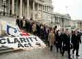 Clarity Act Politici Odchod